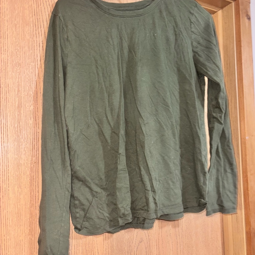 Time and Tru Women's Long Sleeve Tee - Olive Green